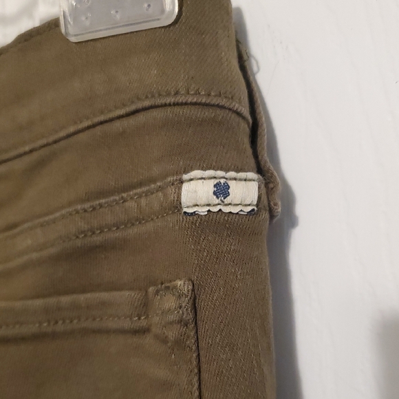 Lucky Brand Women's Brown Skinny Jeans with zippered ankles - Picture 5 of 10